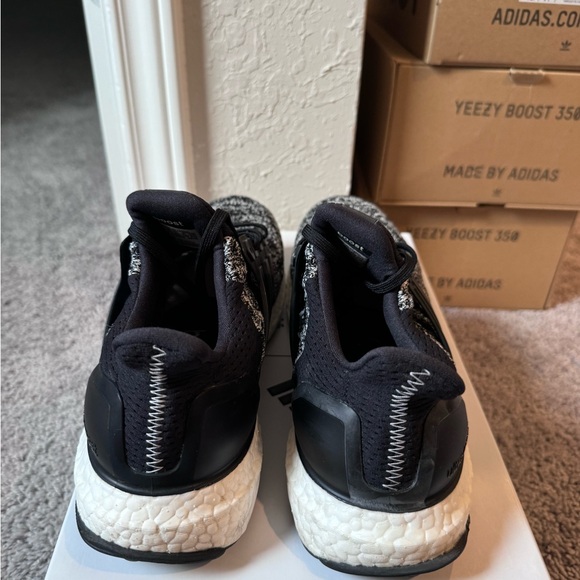 Adidas Ultra boost 1.0 Oreo reigning champ consortium sz 8 - Picture 4 of 8